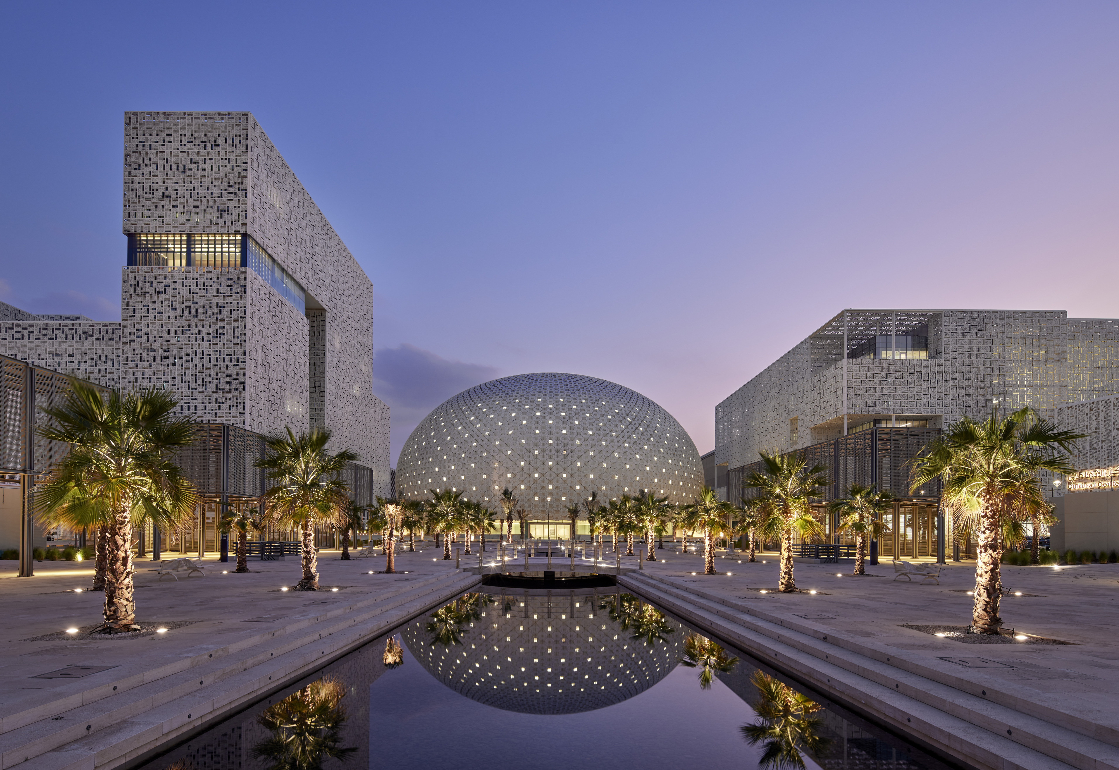 Next-Gen Knowledge Hubs：Kuwait University Administration Facilities 序寫當代學域新紀元 - 中東傳統格窗與書法的現代演繹
