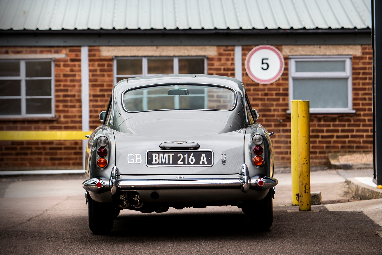 Aston Martin DB5 的生產時程短，數目也珍稀，相當受到藏家喜愛。